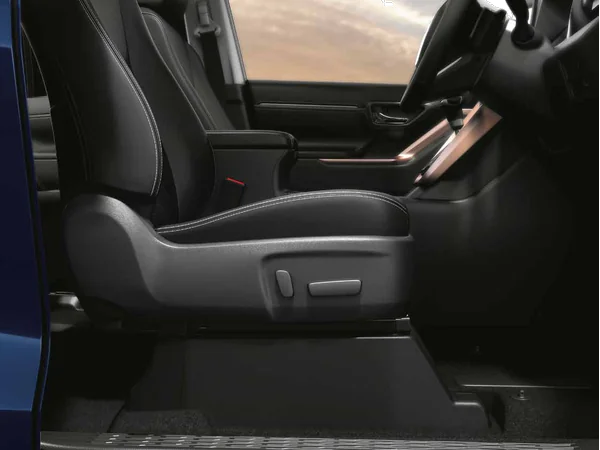 maruti suzuki invicto invicto-zeta-plus-hybrid-electric-petrol-automatic-8-str interior
